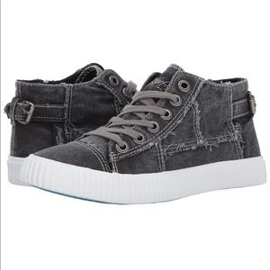 Blowfish Cora Mid-Rise Ankle Sneaker